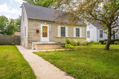 710 Petrie Ave, St. Joseph, MI 49085