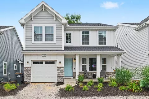 723 Meadow Dr, South Haven, MI 49090