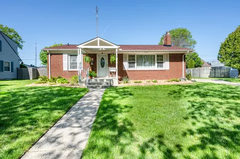 2716 Thayer Dr, St. Joseph, MI 49085