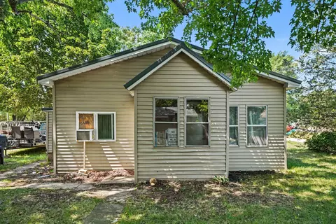 Exterior - 3896 Main St, Hagar, MI 49084 photo 2 of 2