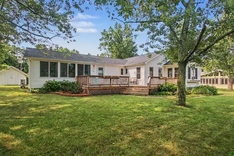 7284 B St, Casco, MI 49090