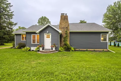 10084 Gast Rd, Lake, MI 49106
