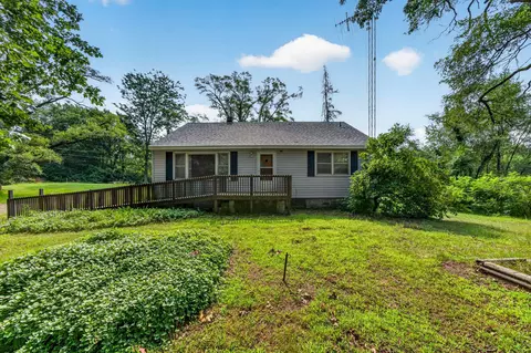 3086 Detroit Rd, Howard, MI 49120