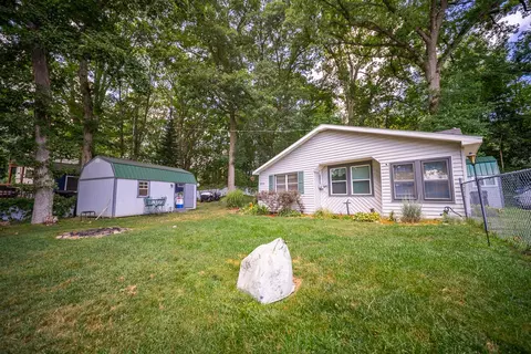 Exterior - 9728 Lakeview Dr, Jerome, MI 49249 photo 20 of 34
