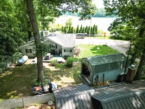 Exterior - 9728 Lakeview Dr, Jerome, MI 49249 photo 31 of 34