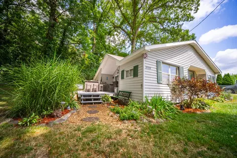 Exterior - 9728 Lakeview Dr, Jerome, MI 49249 photo 23 of 34