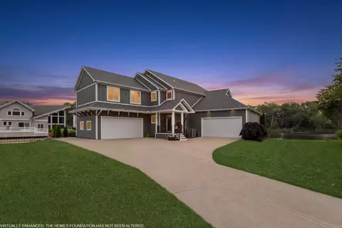 2545 Bay Pointe Dr, St. Joseph, MI 49085