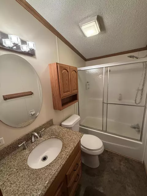 Bath - 8670 N Baldwin Rd, Rush, MI 48841 photo 5 of 6