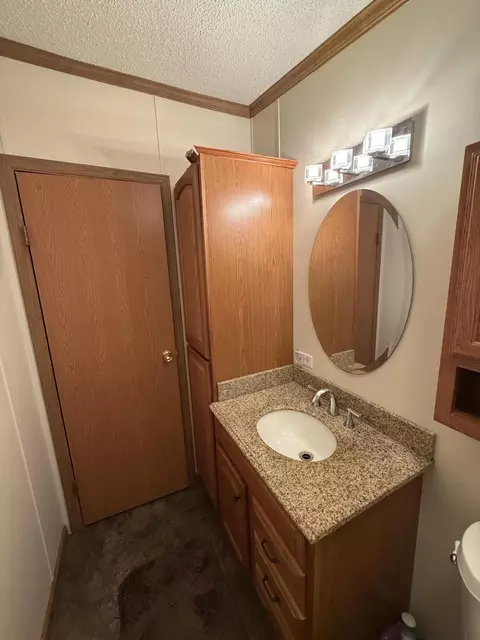 Bath - 8670 N Baldwin Rd, Rush, MI 48841 photo 6 of 6