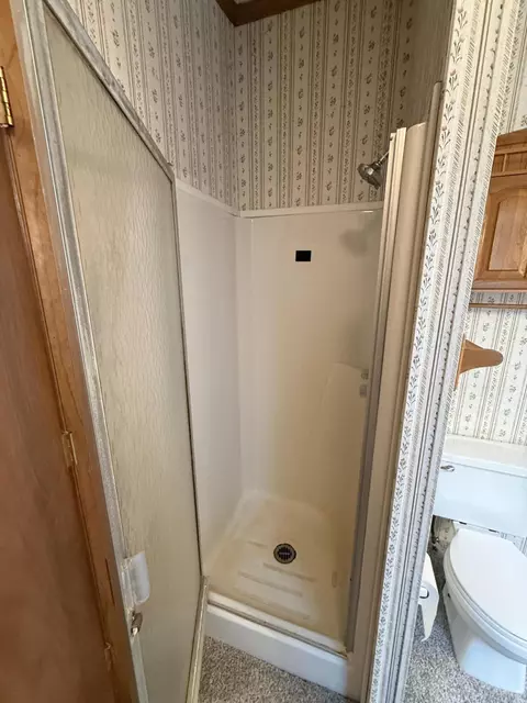Bath - 8670 N Baldwin Rd, Rush, MI 48841 photo 2 of 6
