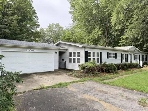 3084 S Pipestone Rd, Benton, MI 49022