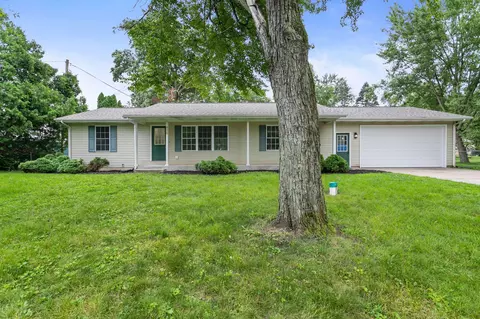 426 Meade Rd, Niles, MI 49120