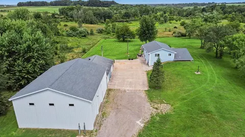 6793 Carmody Rd, Coloma, MI 49038