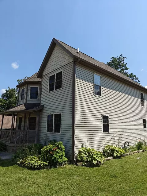 Exterior - 22301 Forest Ave, Lagrange, MI 49031 photo 2 of 4