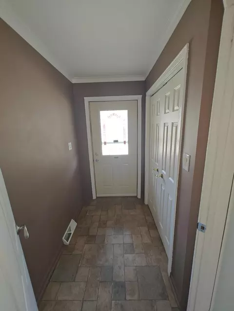 Entry Way - 22301 Forest Ave, Lagrange, MI 49031 photo 1 of 4