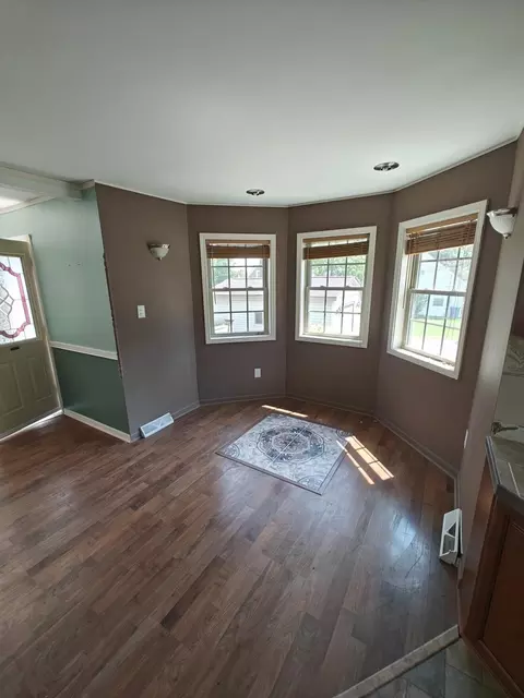 Living - 22301 Forest Ave, Lagrange, MI 49031 photo 1 of 2