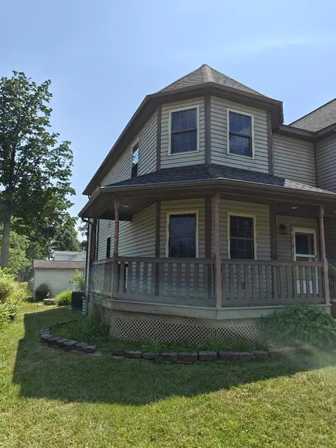 Exterior - 22301 Forest Ave, Lagrange, MI 49031 photo 3 of 4