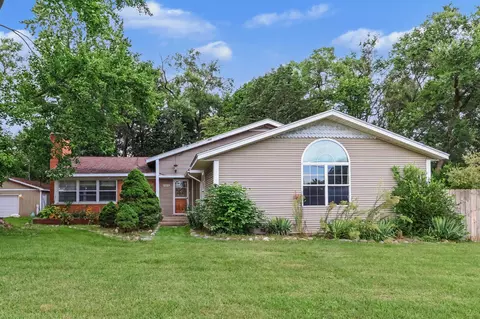42910 Evergreen Park Dr, Decatur, MI 49045