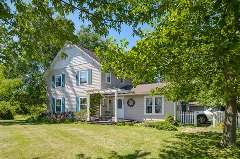 Exterior - 5665 W Phillips Rd, Three Oaks, MI 49128 photo 7 of 16