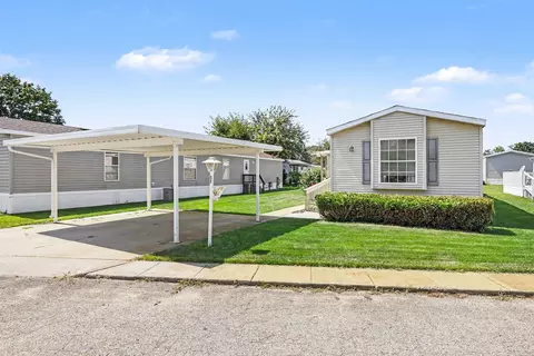 69205 Garver Lake Road Unit Rd #52, Edwardsburg, MI 49112