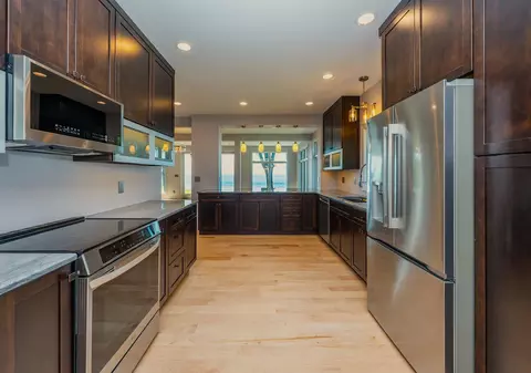 Kitchen - 2475 Cedar Path, Shoreham, MI 49085 photo 6 of 12