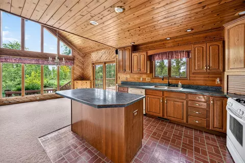 Kitchen - 61519 Neaman Rd, Lockport, MI 49042 photo 1 of 1