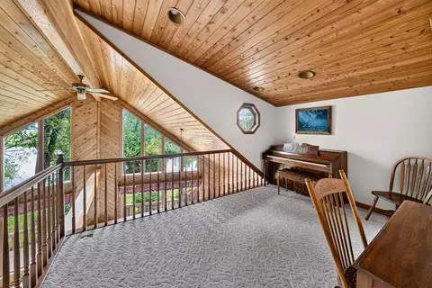 Entry Way - 61519 Neaman Rd, Lockport, MI 49042 photo 4 of 4