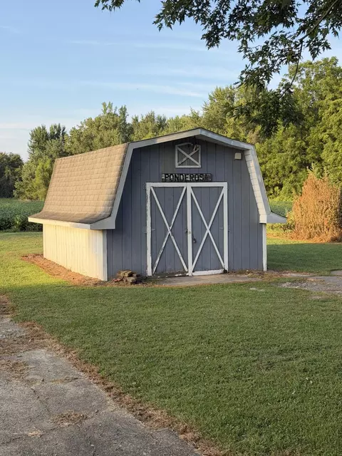 1638 2nd St, Galien, MI 49113 photo 3