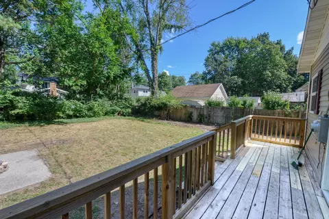 Exterior - 1621 Maple St, Niles, MI 49120 photo 5 of 12