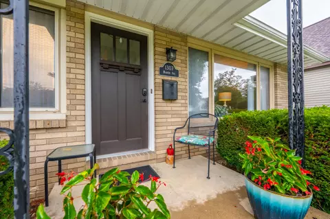 Exterior - 1307 Marion Ave, St. Joseph, MI 49085 photo 3 of 5