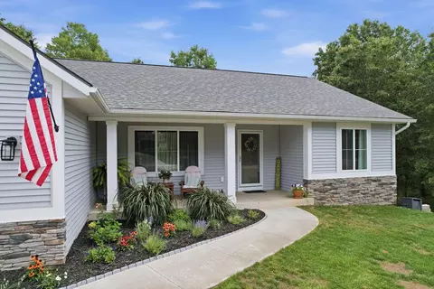 919 Armintrout Ridge Ct, Cheshire, MI 49010