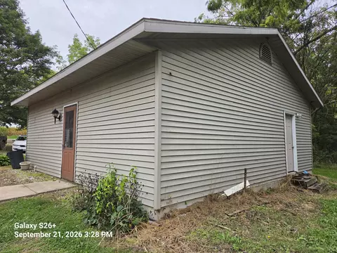 Exterior - 15995 Guyer St, Porter, MI 49130 photo 2 of 6