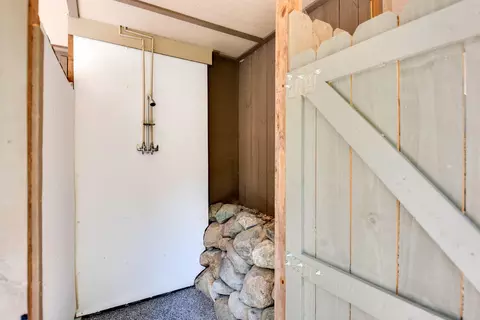 Bath - 15741 Auld Way, Chikaming, MI 49129 photo 5 of 5