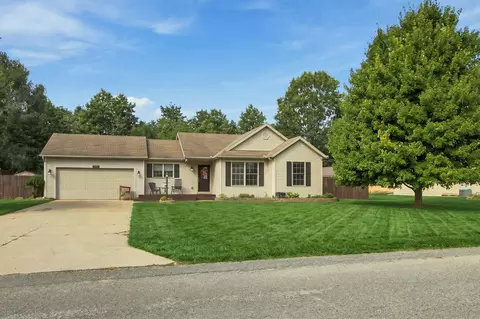 3030 Maplewood St, Hagar, MI 49022