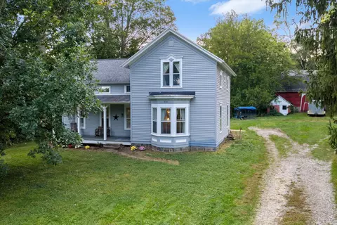 206 N Philip Rd, Niles, MI 49120
