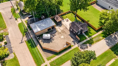 View/Area - 106 Lagrange St, Dowagiac, MI 49047 photo 3 of 3