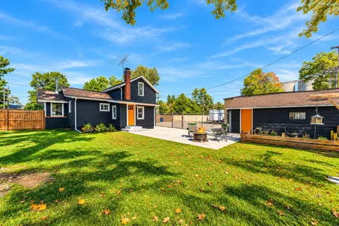 Exterior - 106 Lagrange St, Dowagiac, MI 49047 photo 6 of 11