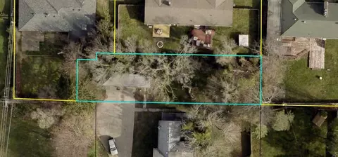 View/Area - 341 E Napier Ave, Benton, MI 49022 photo 1 of 2