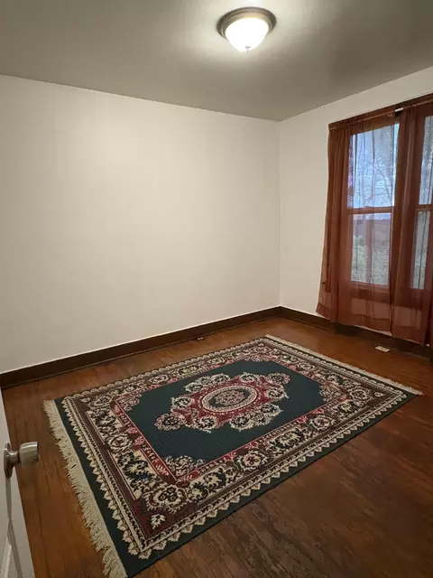 Bedroom - 341 E Napier Ave, Benton, MI 49022 photo 6 of 6