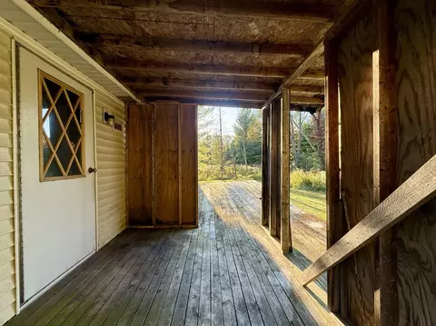 Exterior - 1053 Able Rd, Buchanan, MI 49107 photo 6 of 17
