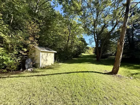 Exterior - 1053 Able Rd, Buchanan, MI 49107 photo 5 of 17