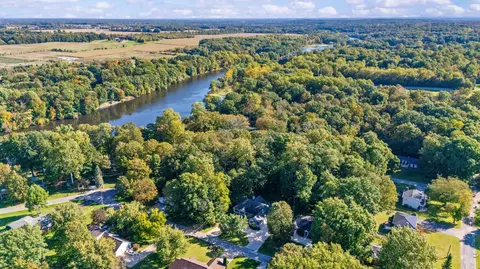 View/Area - 15889 N Edgewood Dr, Buchanan, MI 49107 photo 8 of 11