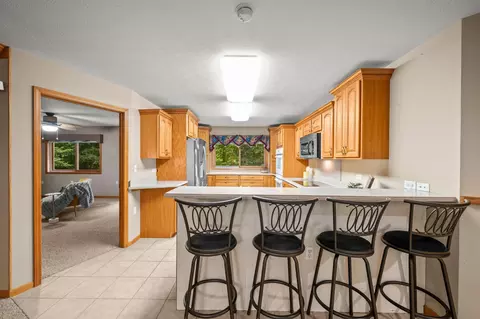 Kitchen - 15889 N Edgewood Dr, Buchanan, MI 49107 photo 1 of 6