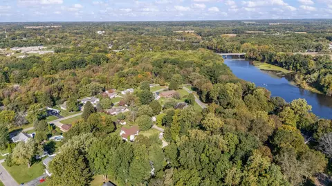 View/Area - 15889 N Edgewood Dr, Buchanan, MI 49107 photo 11 of 11