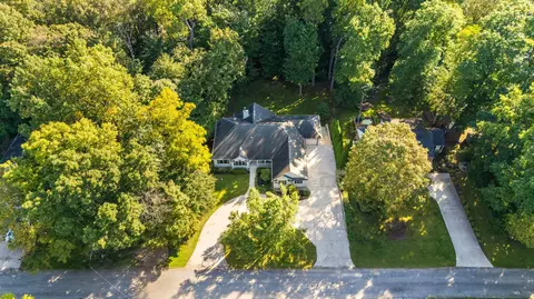 View/Area - 15889 N Edgewood Dr, Buchanan, MI 49107 photo 4 of 11
