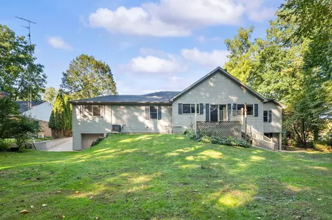 Exterior - 15889 N Edgewood Dr, Buchanan, MI 49107 photo 8 of 13