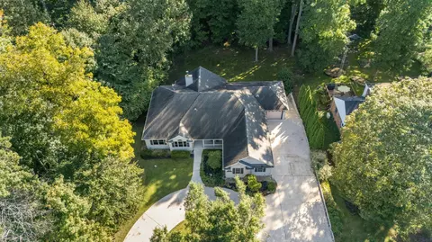 View/Area - 15889 N Edgewood Dr, Buchanan, MI 49107 photo 1 of 11