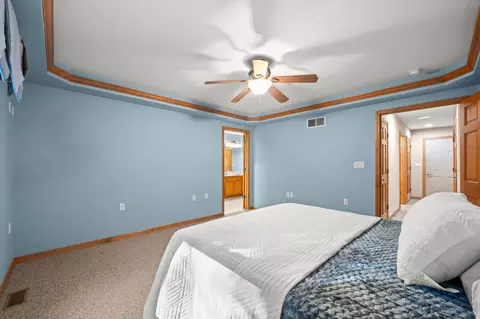 Bedroom - 15889 N Edgewood Dr, Buchanan, MI 49107 photo 3 of 8