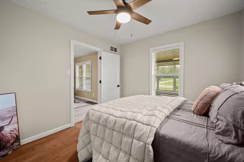Bedroom - 940 Chippewa St, Buchanan, MI 49107 photo 2 of 7