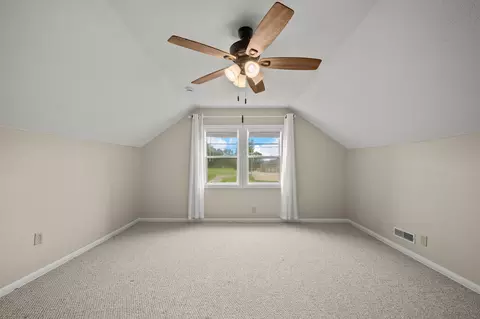 Bedroom - 940 Chippewa St, Buchanan, MI 49107 photo 5 of 7